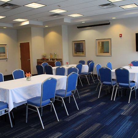 Holiday Inn Express Leland - Wilmington Area By Ihg Dış mekan fotoğraf