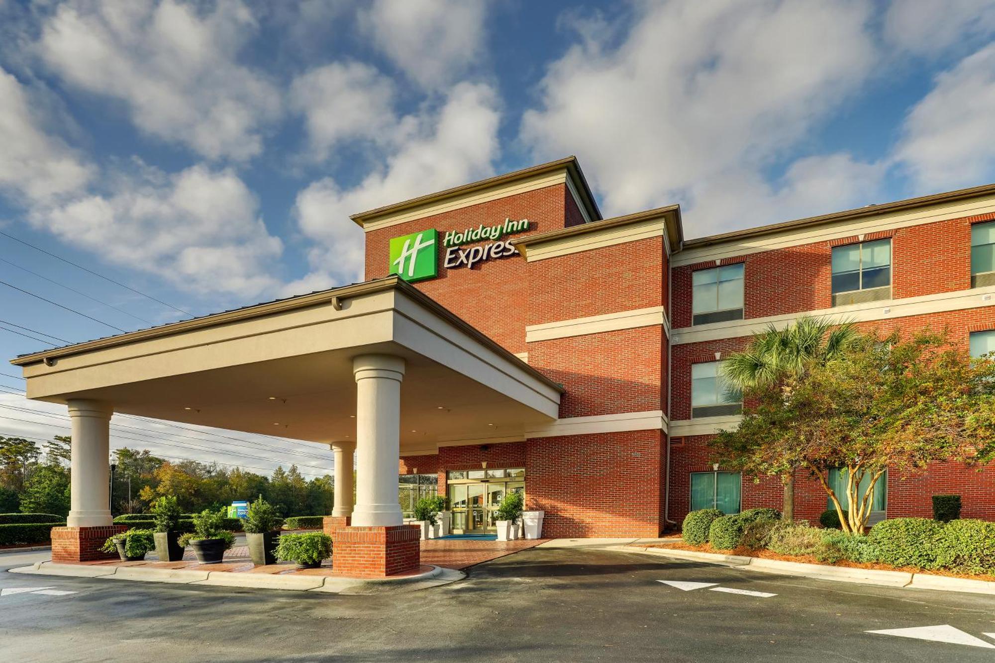 Holiday Inn Express Leland - Wilmington Area, An Ihg Hotel Dış mekan fotoğraf