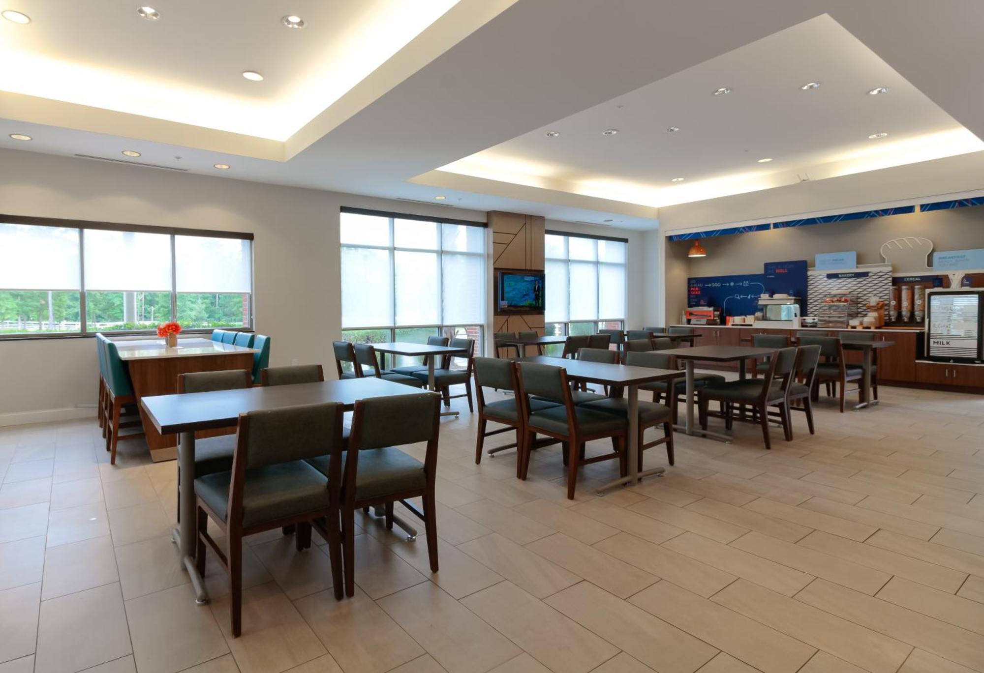 Holiday Inn Express Leland - Wilmington Area By Ihg Dış mekan fotoğraf