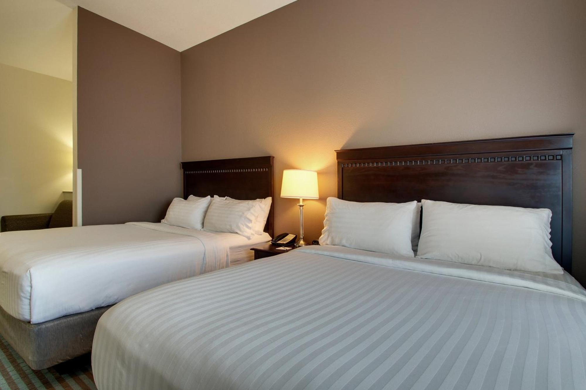 Holiday Inn Express Leland - Wilmington Area By Ihg Dış mekan fotoğraf